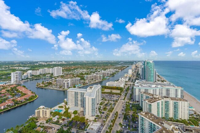 Building Photo - 4111 S Ocean Dr