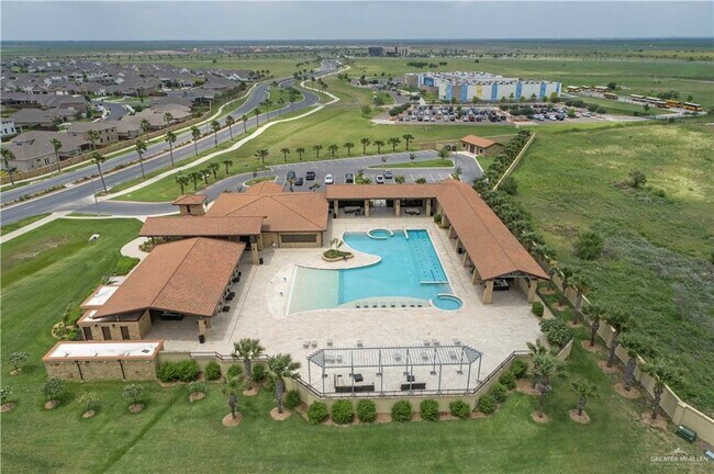 Building Photo - 26 Escondido Pass