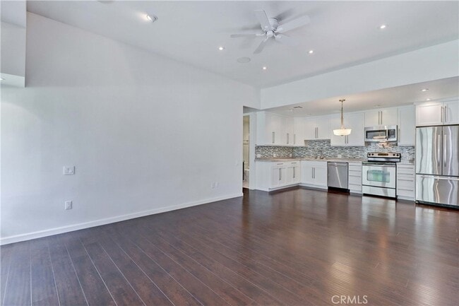 Building Photo - 2156 Via Mariposa E