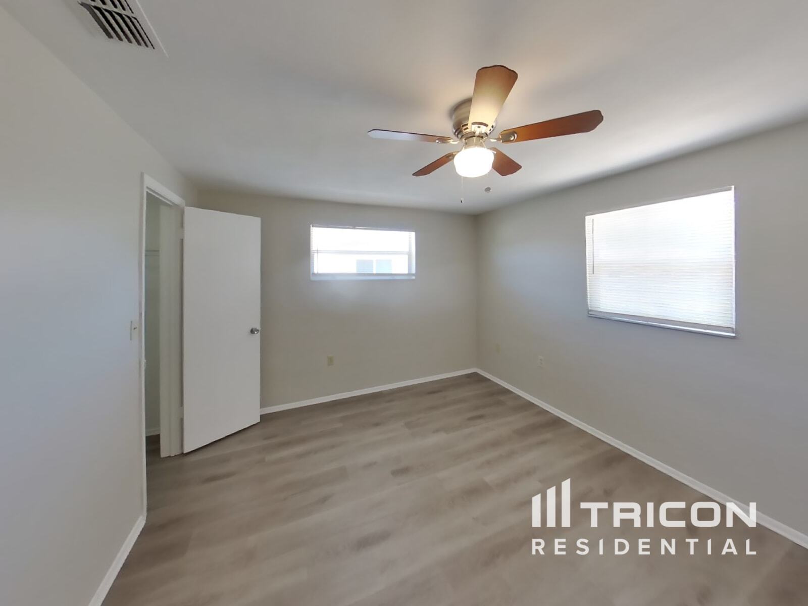 Building Photo - 6214 Hopewell Dr