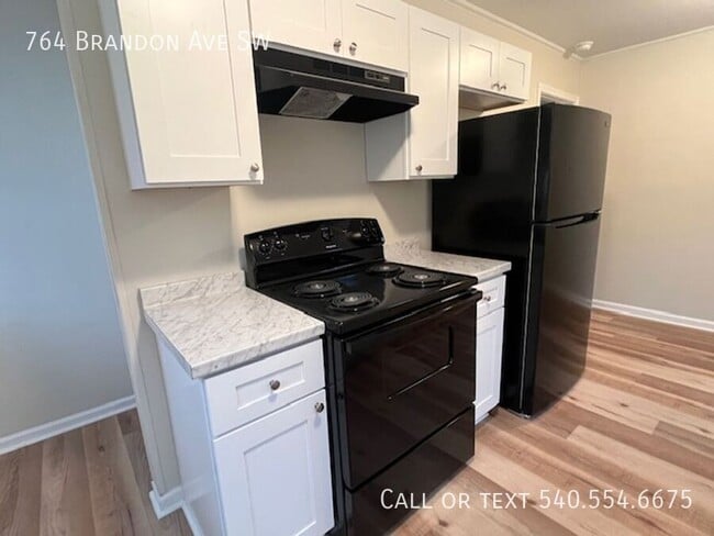 Building Photo - 764 Brandon Ave SW