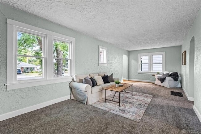 Building Photo - 1641 S Smithville Rd