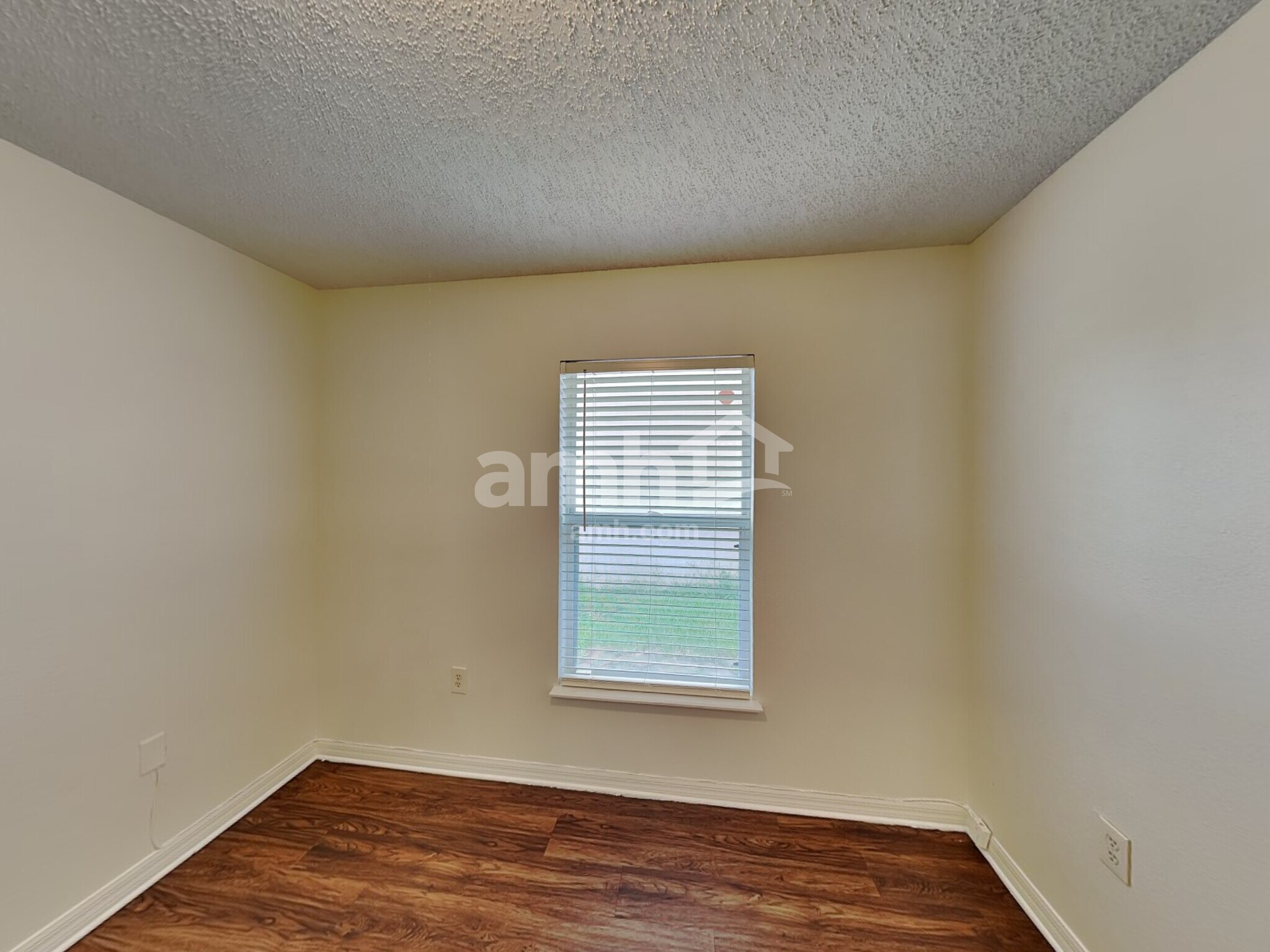 Building Photo - 6544 Gentle Oaks Dr S