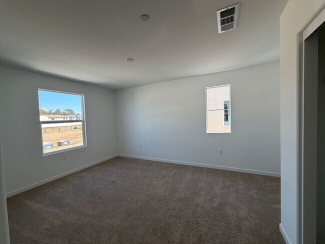 Building Photo - 36549 Altisima Dr