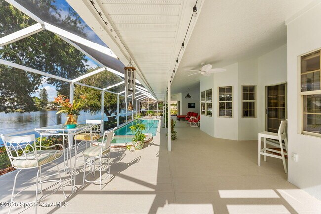 Building Photo - 662 Rossmoor Cir