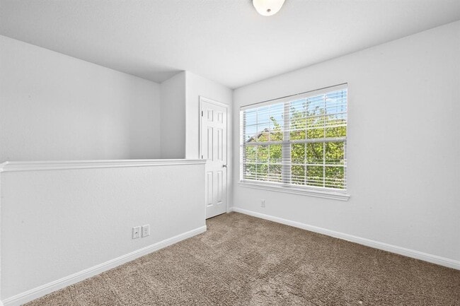 Building Photo - 11248 Lost Maples Trl