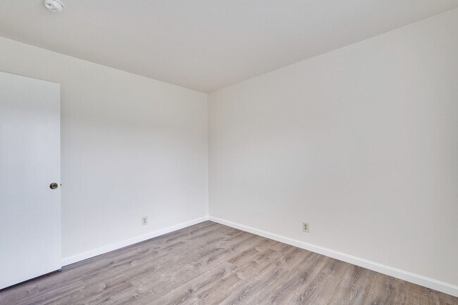 Building Photo - 3 BEDROOM 2 BATH House in Branham-Jarvis Neighborhood