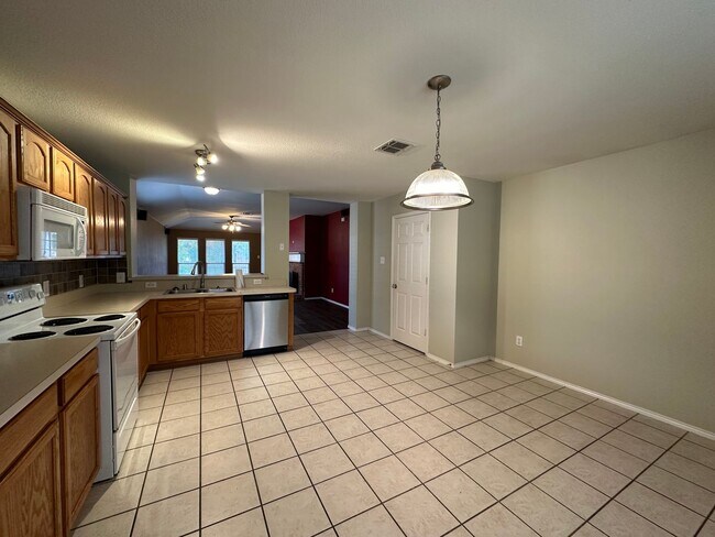 Building Photo - 209 Tripp Trail