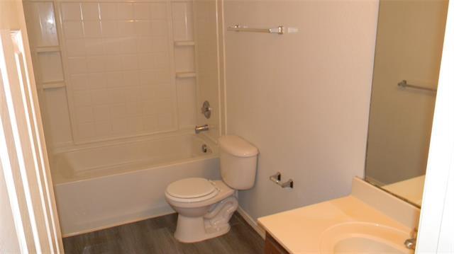 Building Photo - 4632 Pangolin Dr