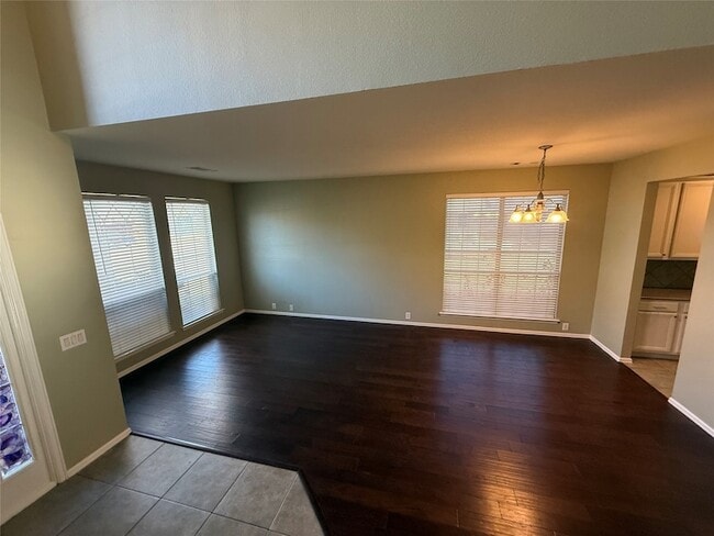 Building Photo - 2828 Cedar Ridge Ln