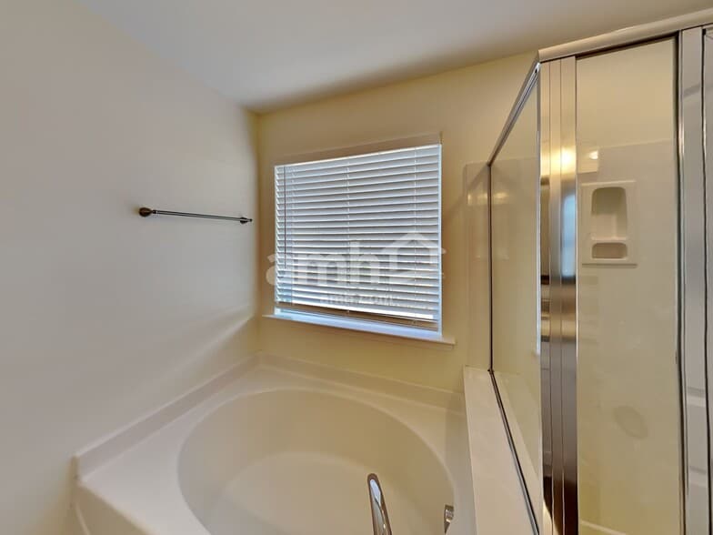 Building Photo - 6178 Canyon Trail