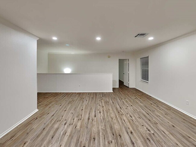 Building Photo - 19814 Rustic Lake Ln