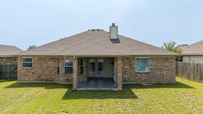 Building Photo - 4305 Maggie Dr