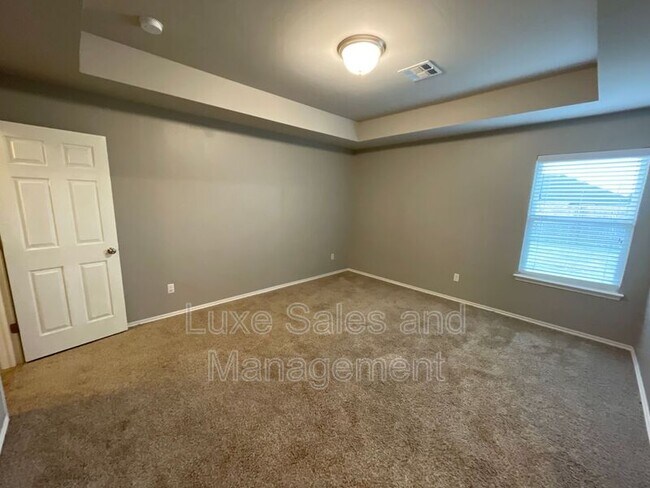 Building Photo - 11724 NW 135th St