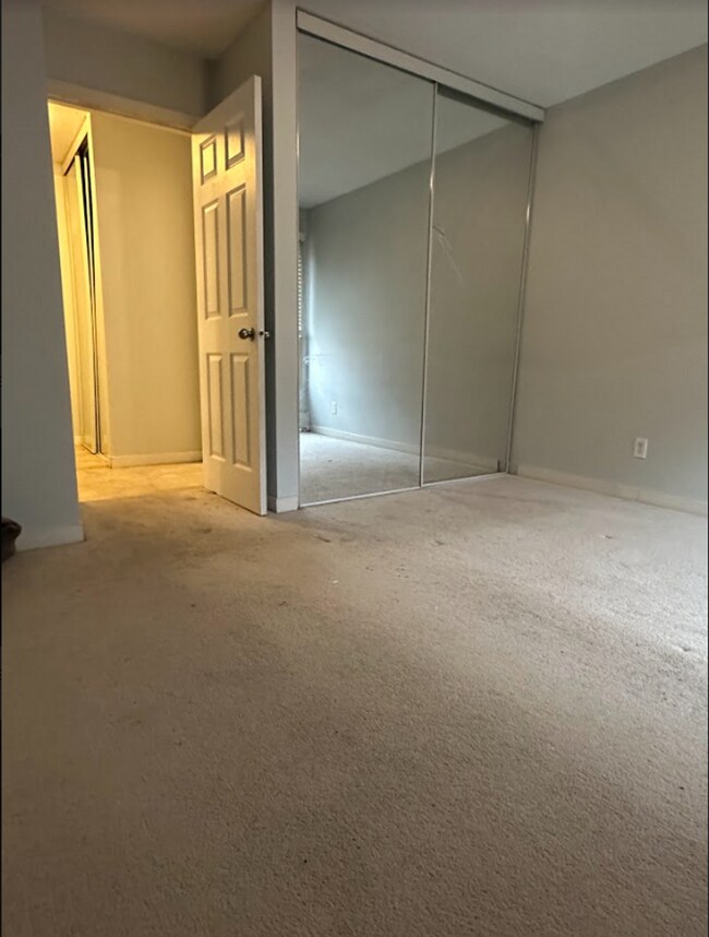 Building Photo - 3729 Snelling Ave