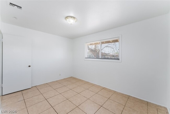 Building Photo - 1108 Tumbleweed Ave