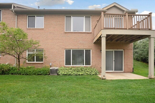 Building Photo - 620 Bristol Dr