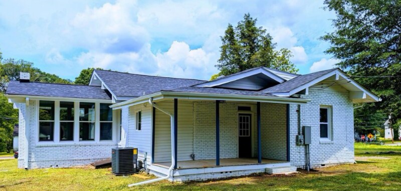 Building Photo - 113 Brawley St