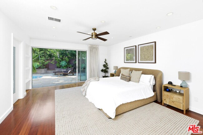 Building Photo - 3154 Queensbury Dr