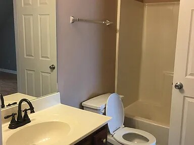 Building Photo - 6909 Brook Bend Way