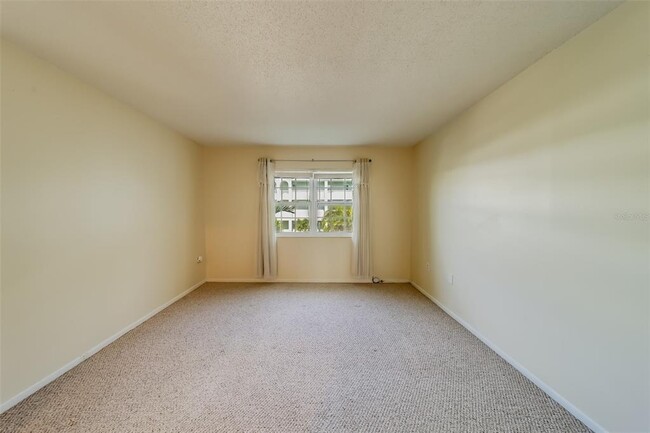 Building Photo - 1706 Belleair Forest Dr
