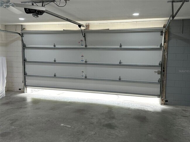 Building Photo - 1229 Allendale Dr