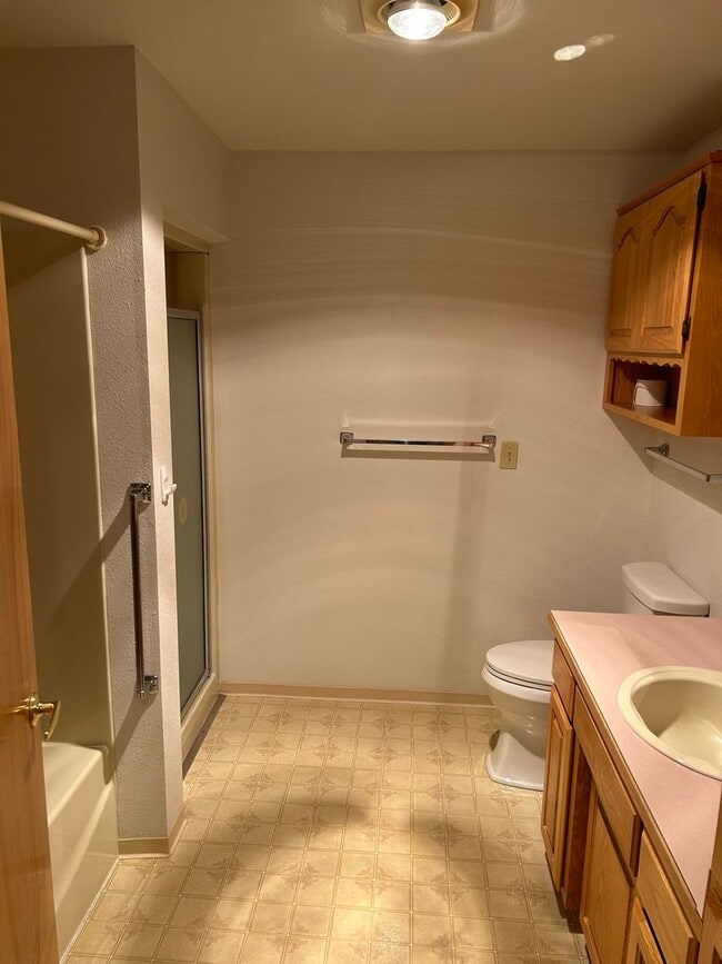 Building Photo - OHN