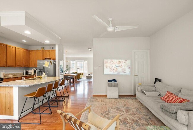 Building Photo - 12922 Starters Ln