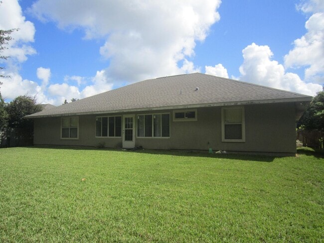 Building Photo - 1428 NW 106th St