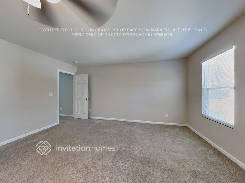 Building Photo - 4 Duck Pond Ct