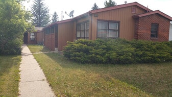 Building Photo - 3050 Snyder Ave