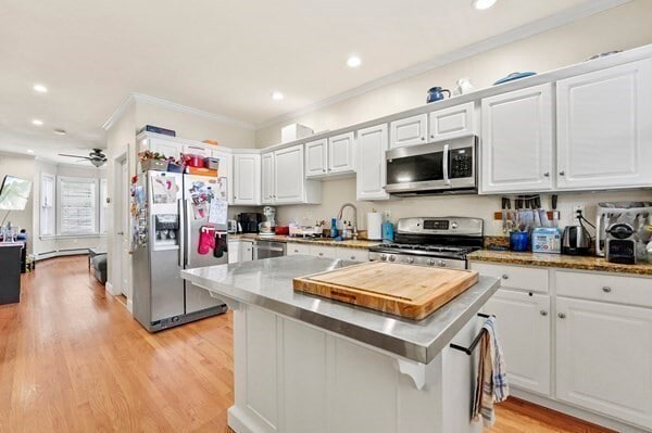 Building Photo - 13 Telegraph St