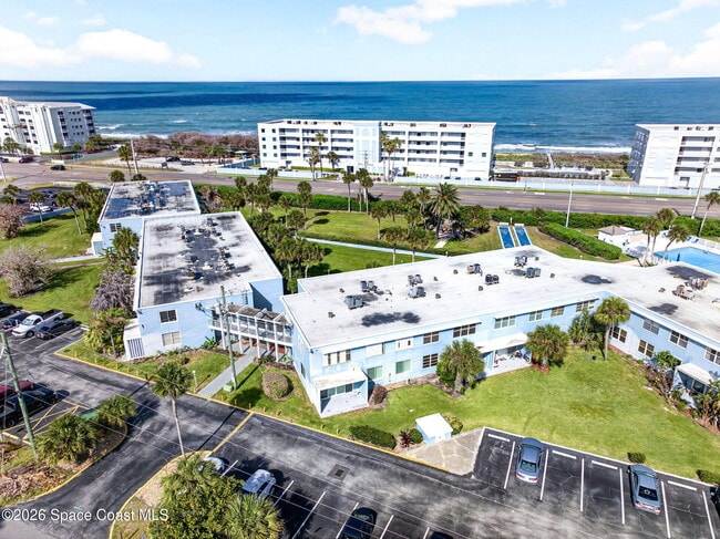 Building Photo - 55 Sea Park Blvd
