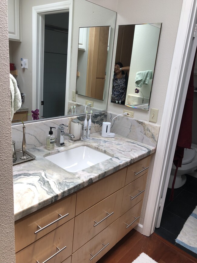 master bathroom - 747 H Ave