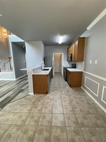 Building Photo - 208 Mozart Way