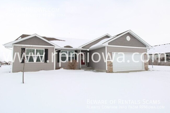 Primary Photo - FINISHED BASEMENT!!! 4 Bedroom, 3 Bath Hom...