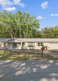 Building Photo - Sebulon Waycross