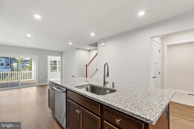 Building Photo - 4319 Southerby Dr