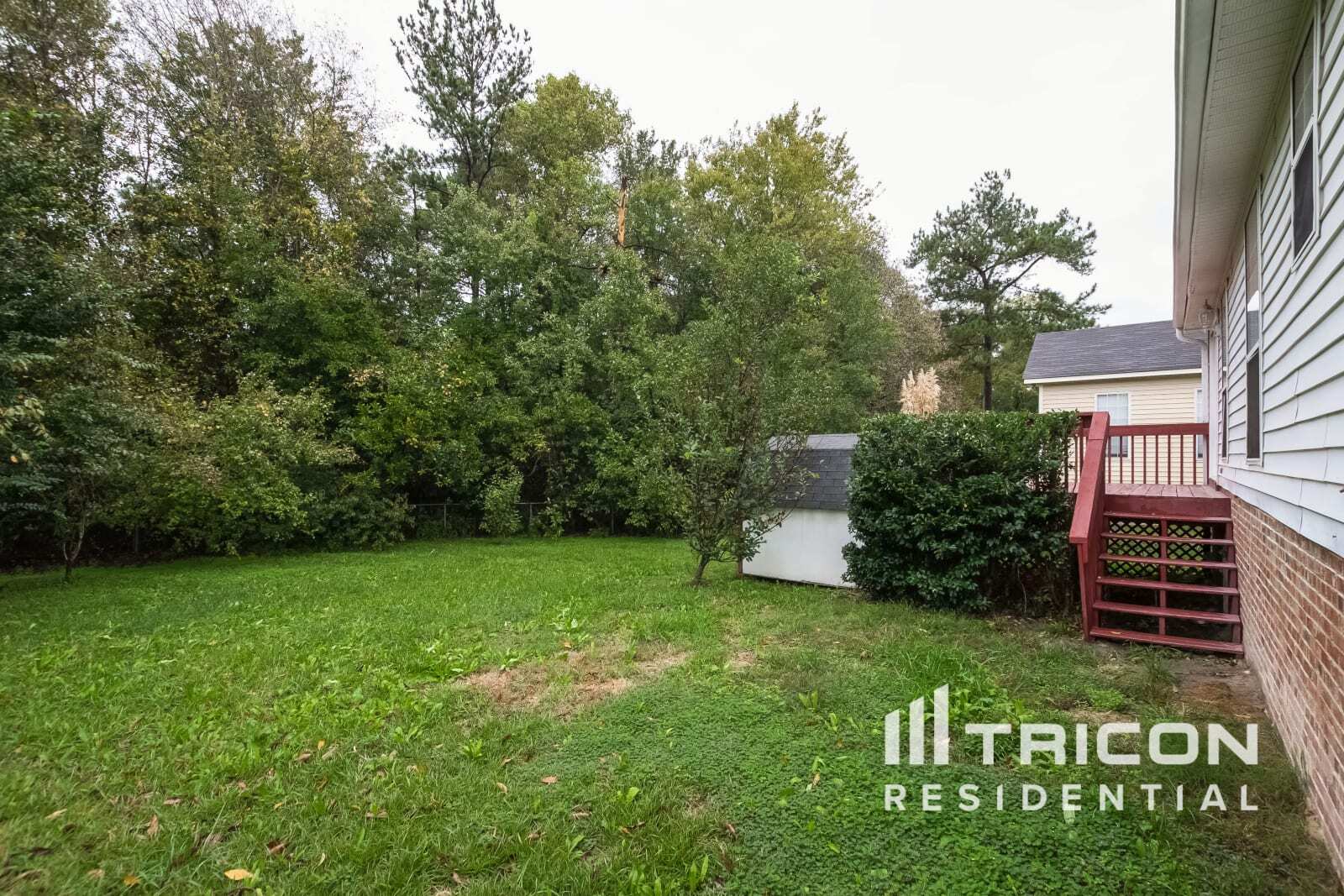 Building Photo - 121 Green Rose Rd