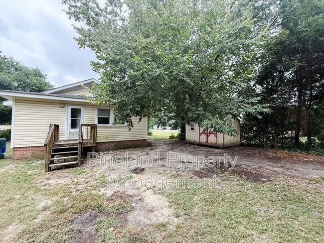 Building Photo - 316 Broadfoot Ave
