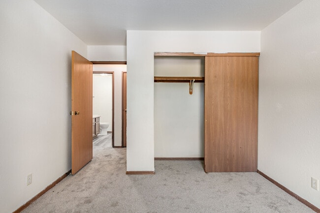 Floorplan - Parkway West Apartment Homes