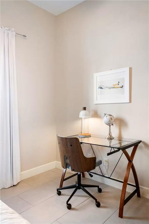 Building Photo - 212 SE A St