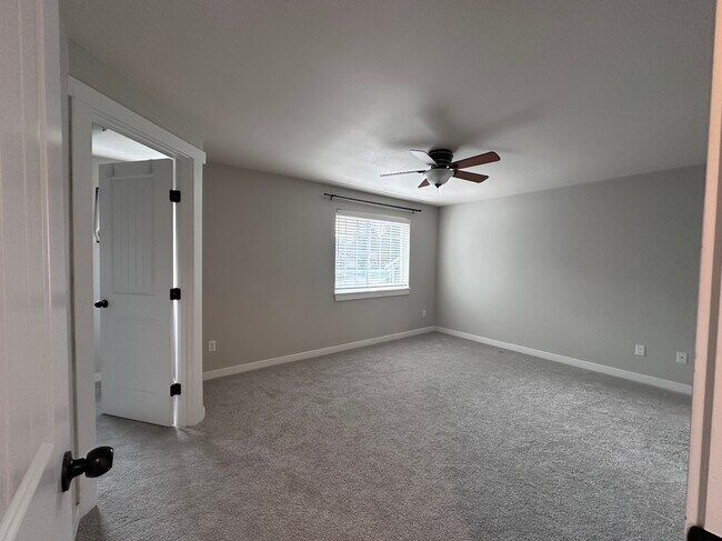 Building Photo - 9152 184th Avenue East