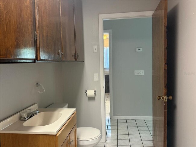 Building Photo - 39648 Meadowood Loop