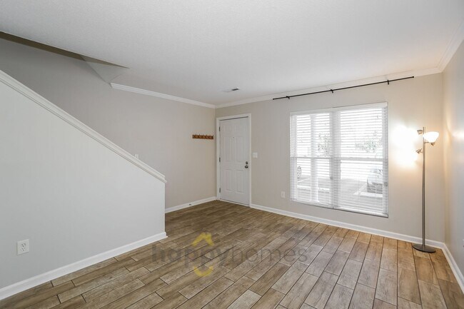 Building Photo - 2 Bed 1.5 Bath in Mepkin Place of West Ashley