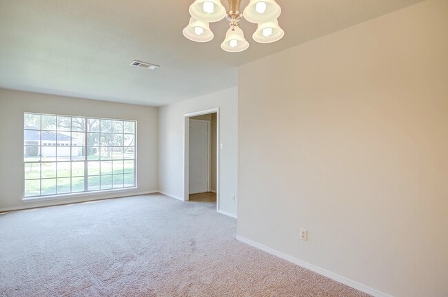 Building Photo - 1407 Akron Dr
