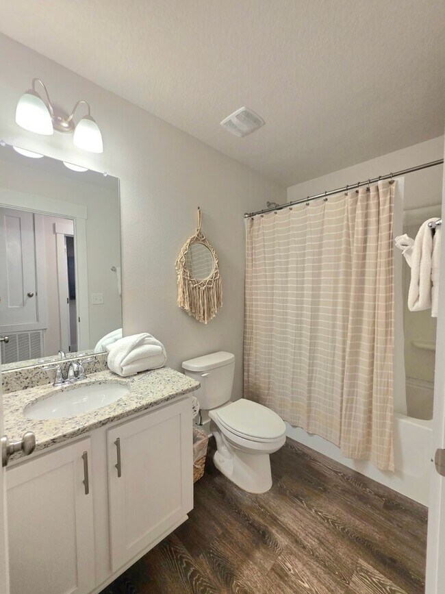 Building Photo - Fully Furnished Coastal Beauty in Perdido ...