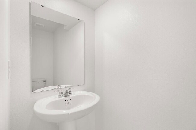 Building Photo - 6009 Zen Wy