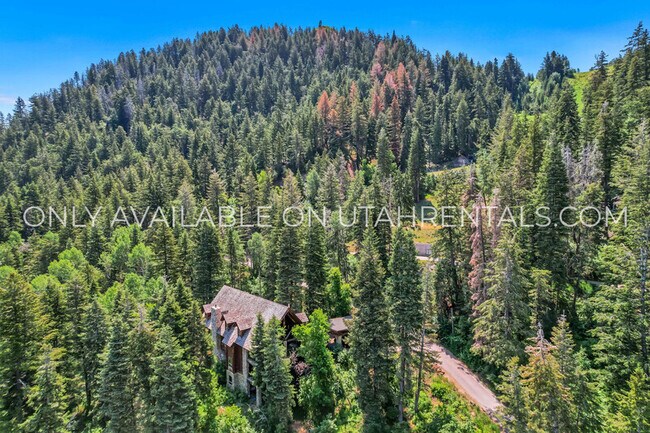 Building Photo - 2718 Stewart Rd