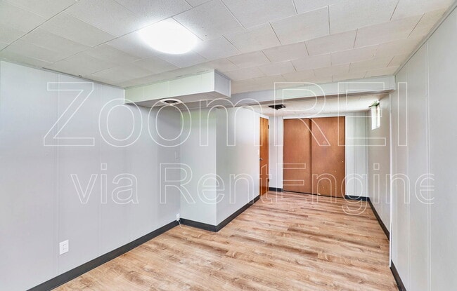 Building Photo - 9537 Cote Brilliante Ave